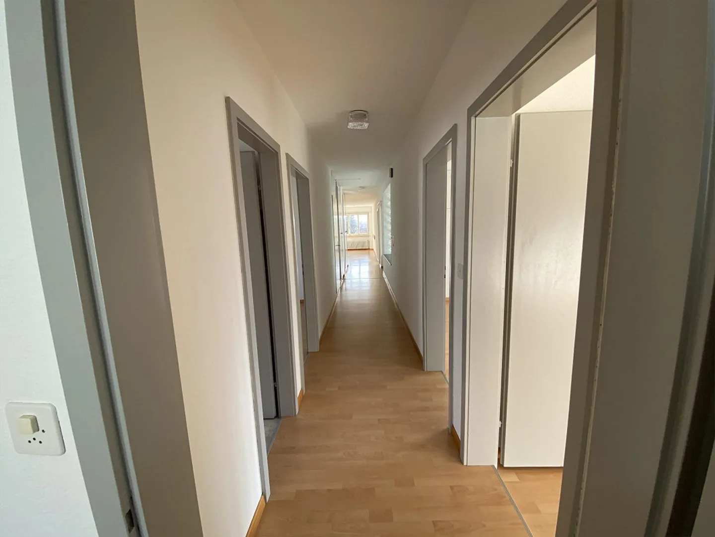 Grosszügige Wohnung mit Flussblick - Foto 13 von 22