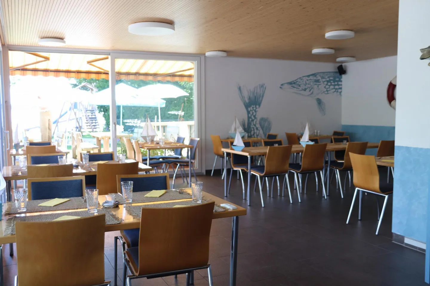 Restaurant de plage au camping Amriswil à Uttwil - Photo 1 sur 2