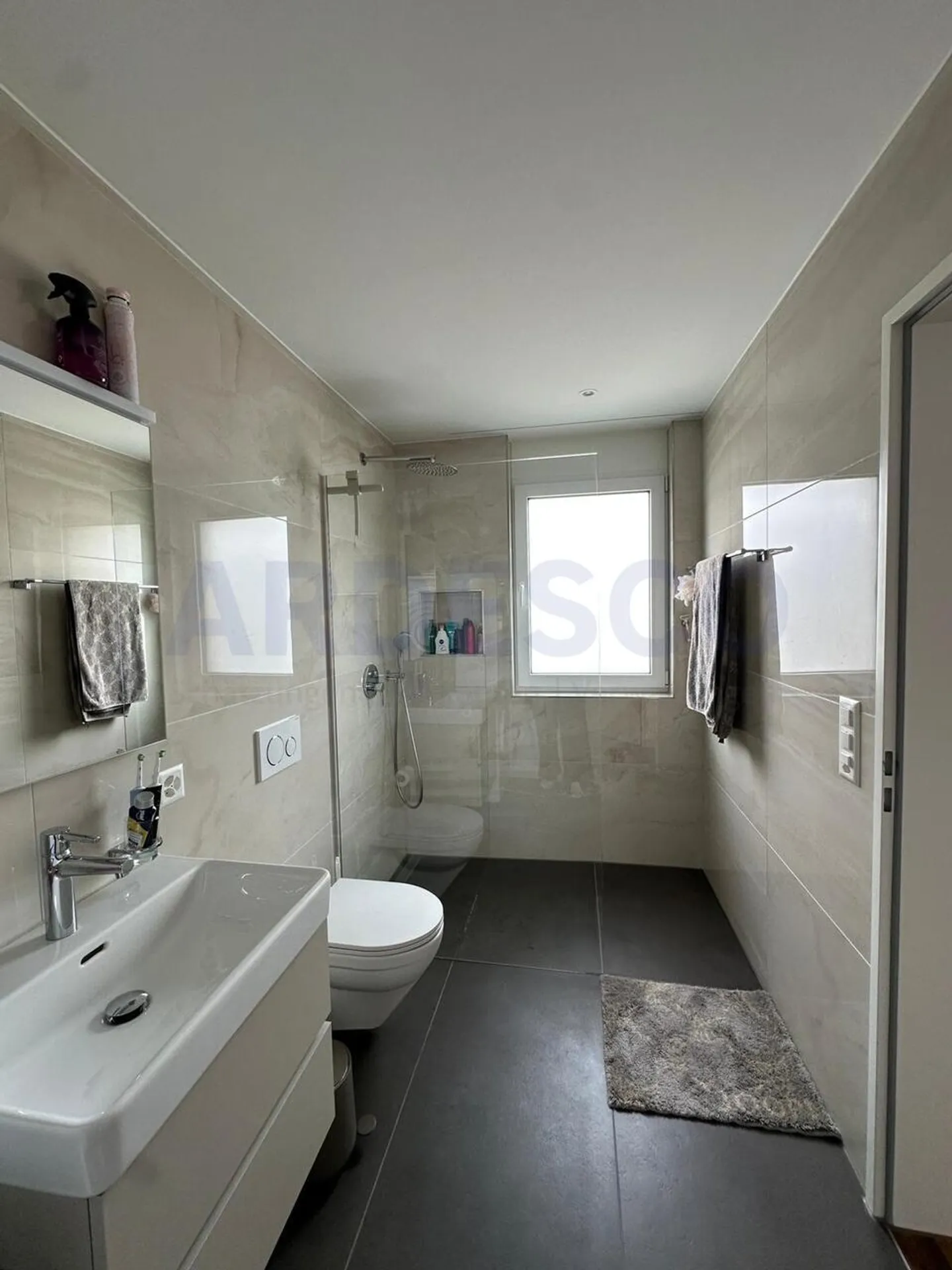 In the Heart of Oftringen! - Photo 7 of 9