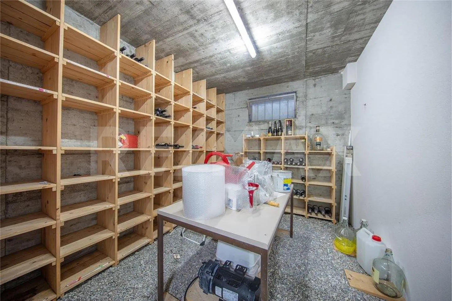 Exclusive Single-Family Home in a Quiet Location near Bellinzona - Photo 12 of 13