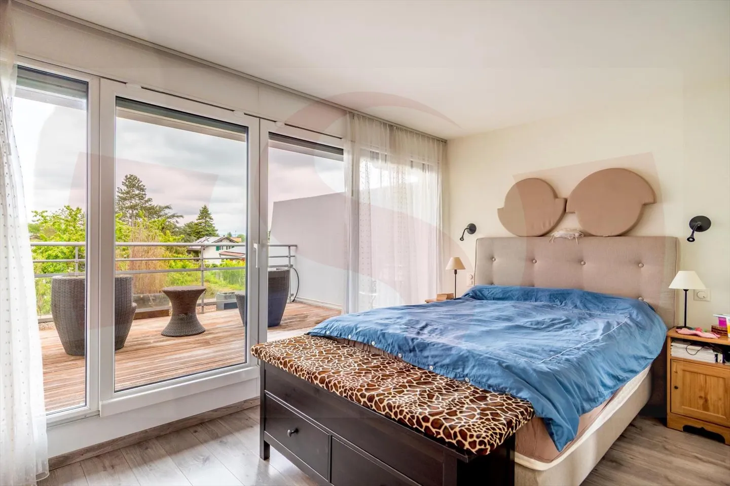 Very pretty semi-detached villa with 6 rooms - Photo 9 of 12