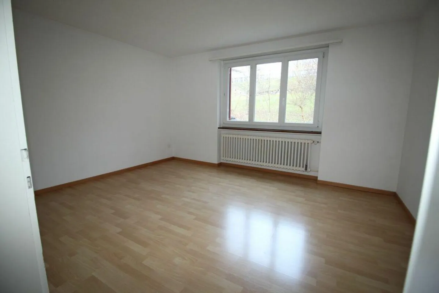Charming 3.5-room apartment near the city - Photo 5 of 8
