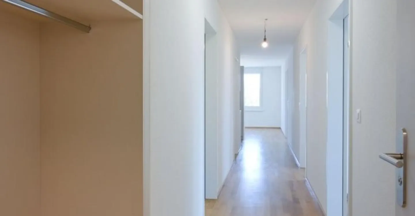 Helle 4.5-Zimmerwohnung - Foto 2 von 7