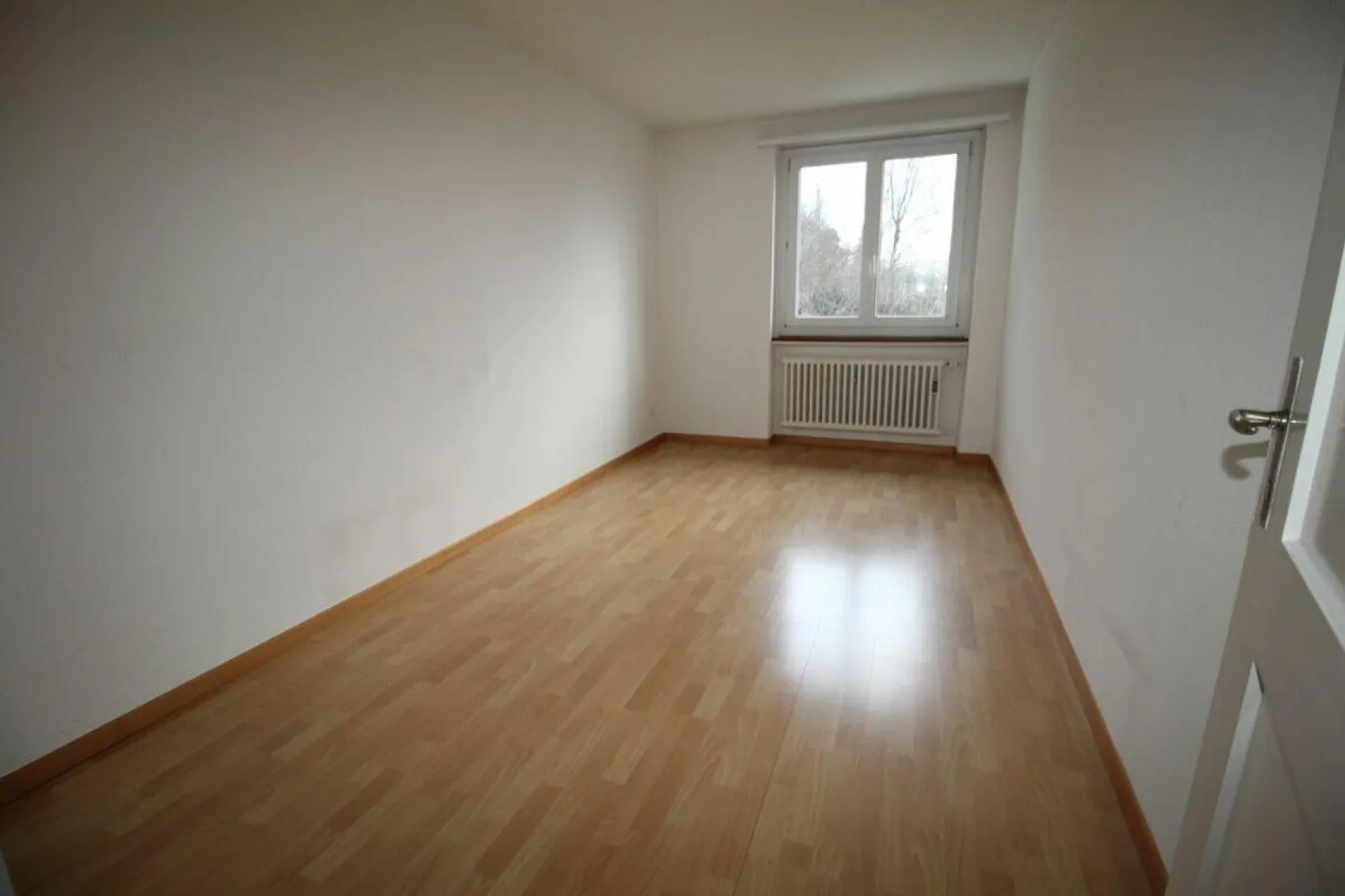 Charming 3.5-room apartment near the city - Photo 6 of 8