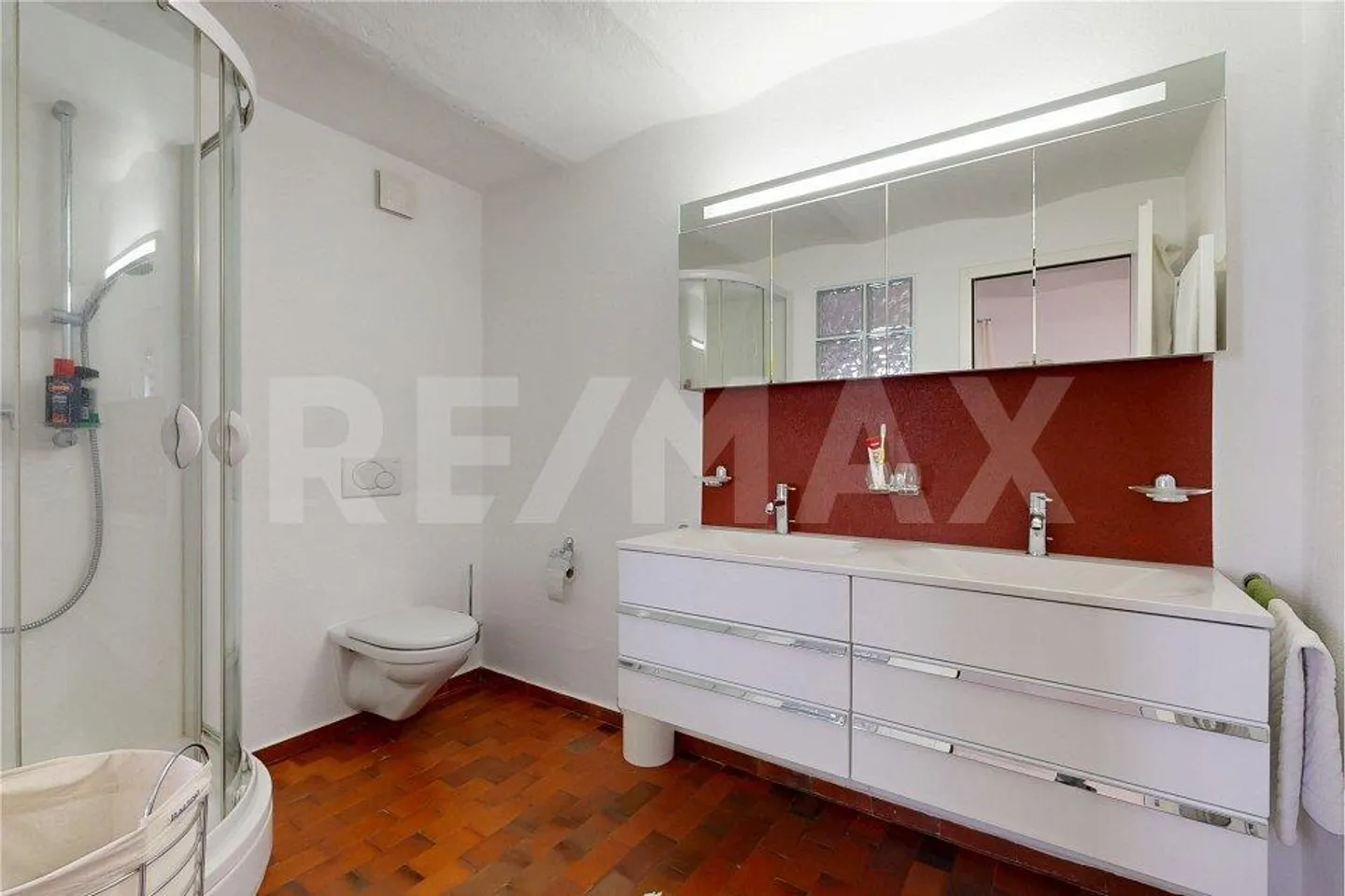 Charming Ticino house with lake view - Photo 7 of 13