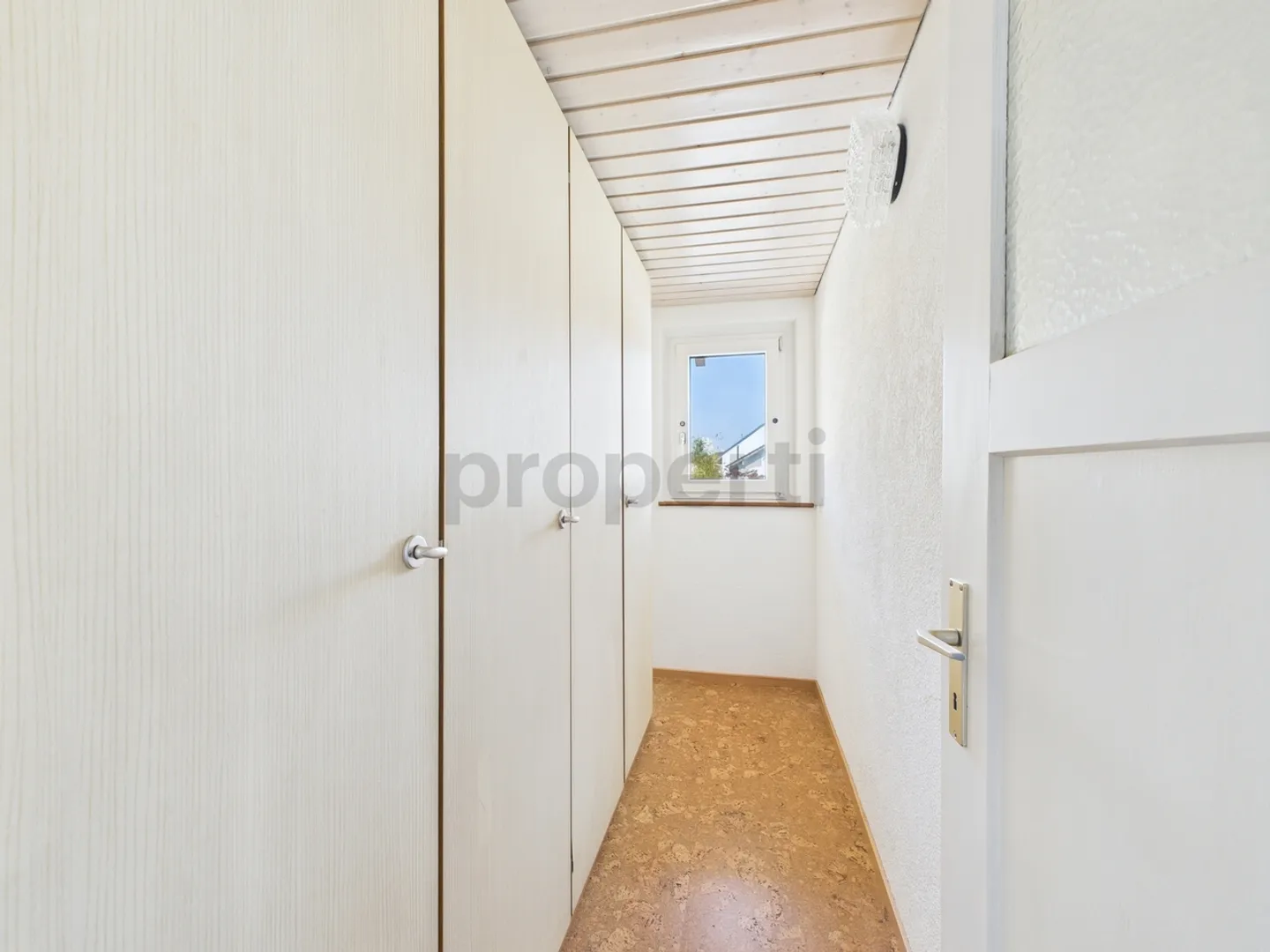 Einzigartiges 5.5-Zimmer Einfamilienhaus in Luzern - Foto 9 von 11