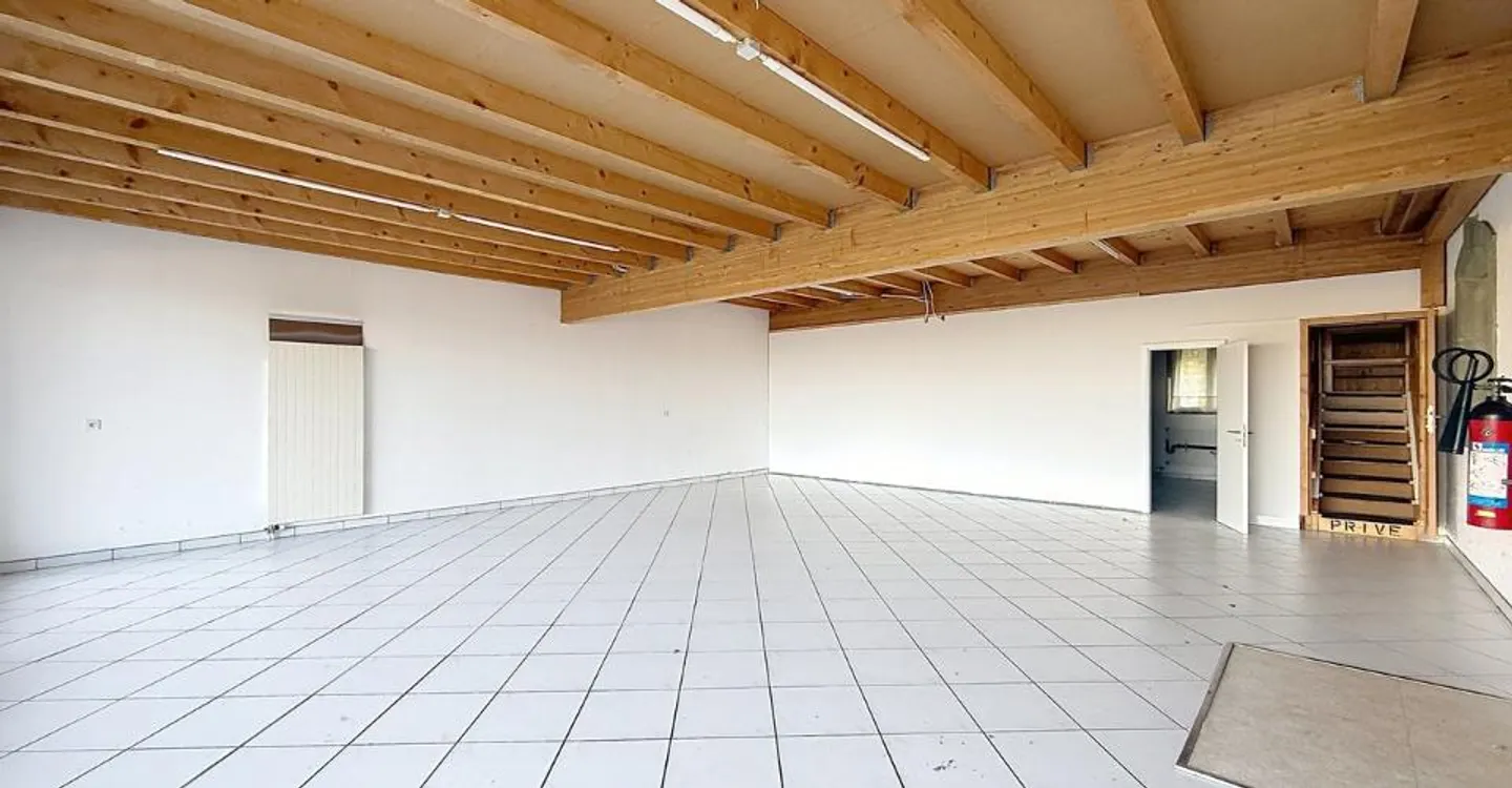 Loft mit Gewerbefläche im Erdgeschoss - Foto 2 von 8