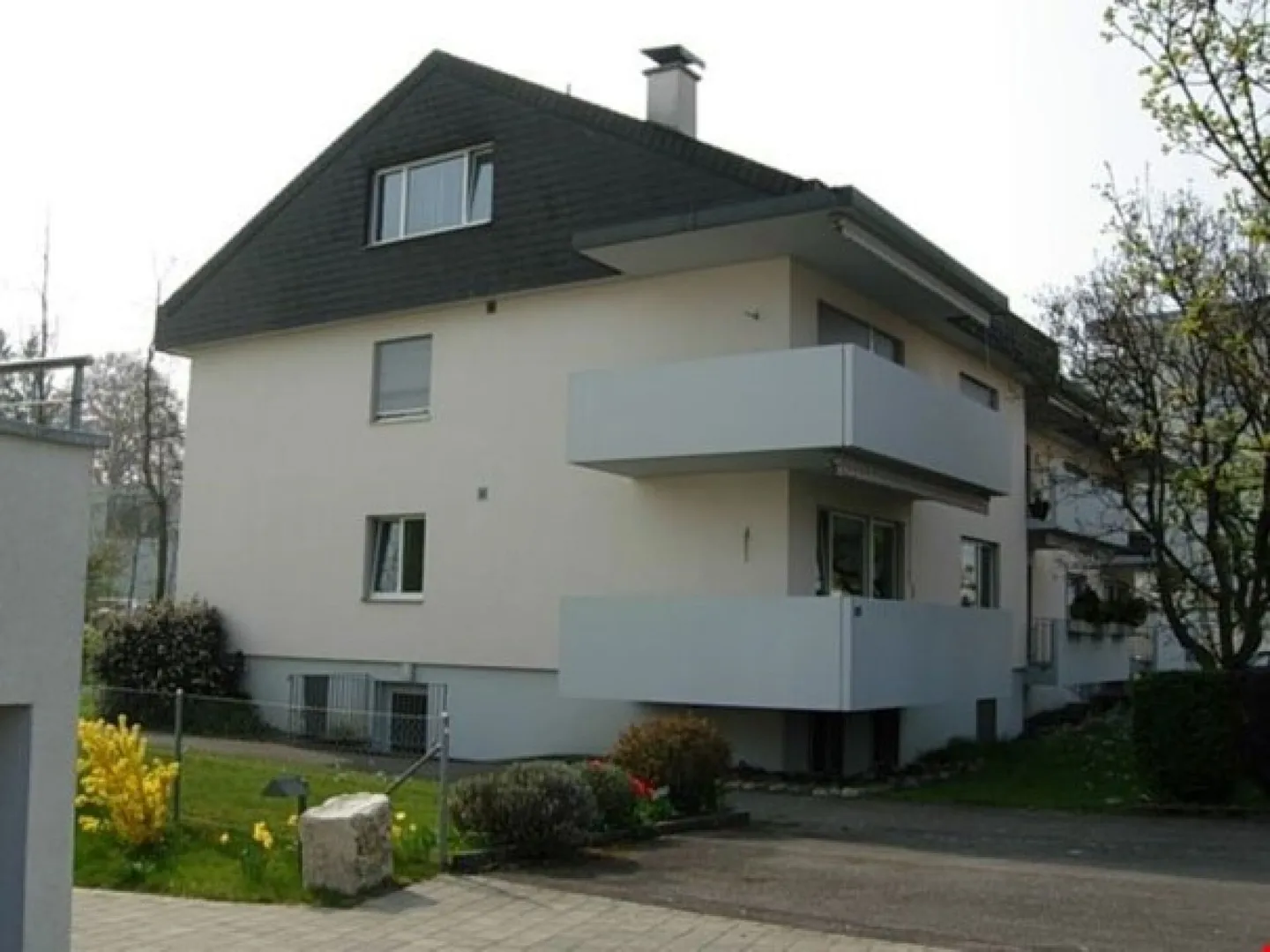 In a central location in Therwil "beim Bahnhöfli" - Photo 1 of 6