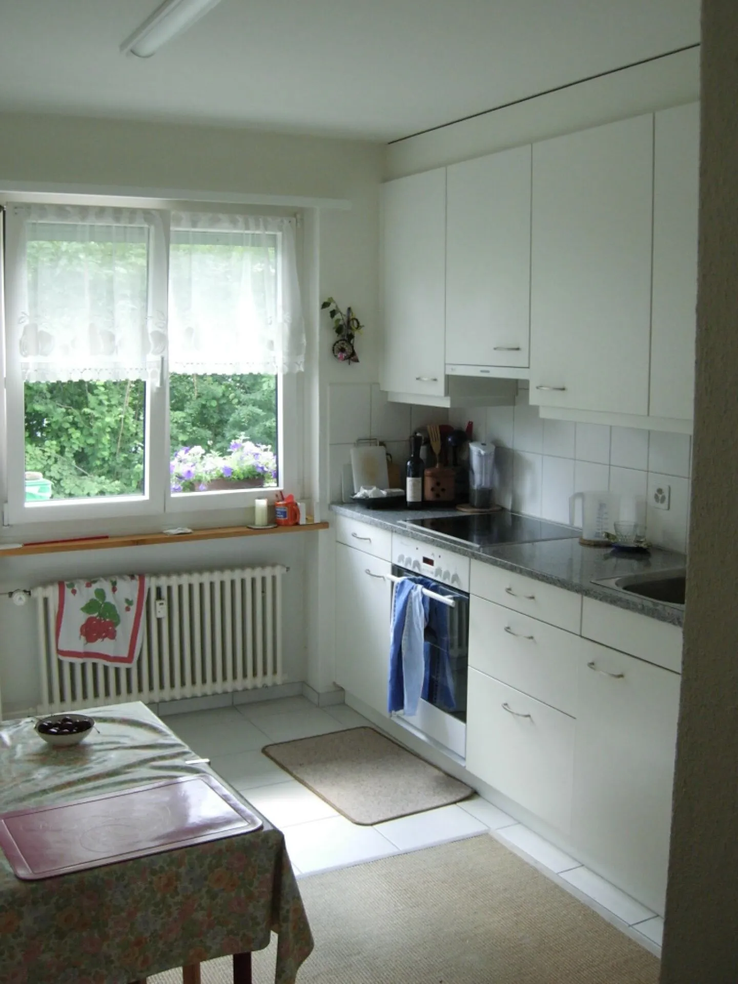 In a central location in Therwil "beim Bahnhöfli" - Photo 3 of 6