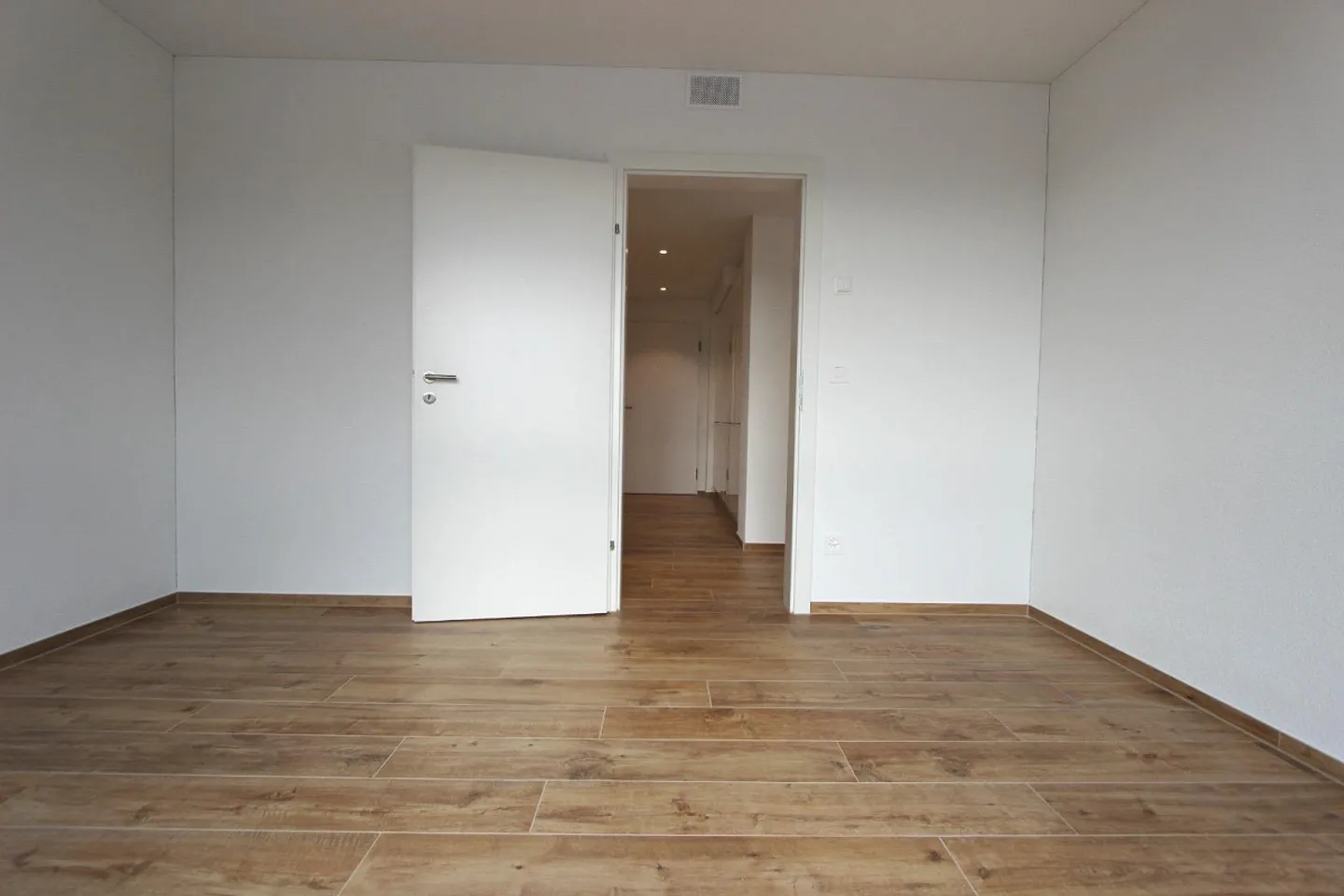 Appartement moderne de 3,5 pièces à louer - Photo 3 sur 5