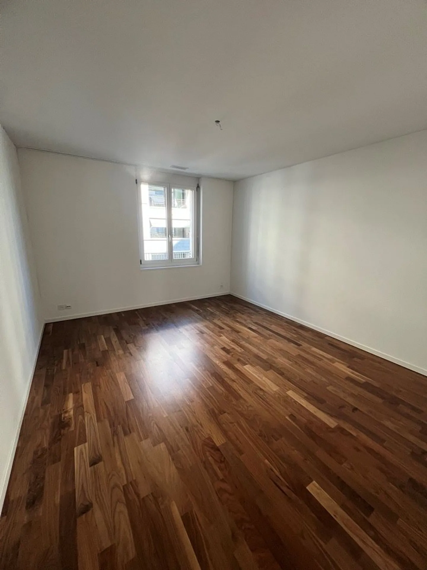 3.5 Room Apartment - Photo 7 of 10