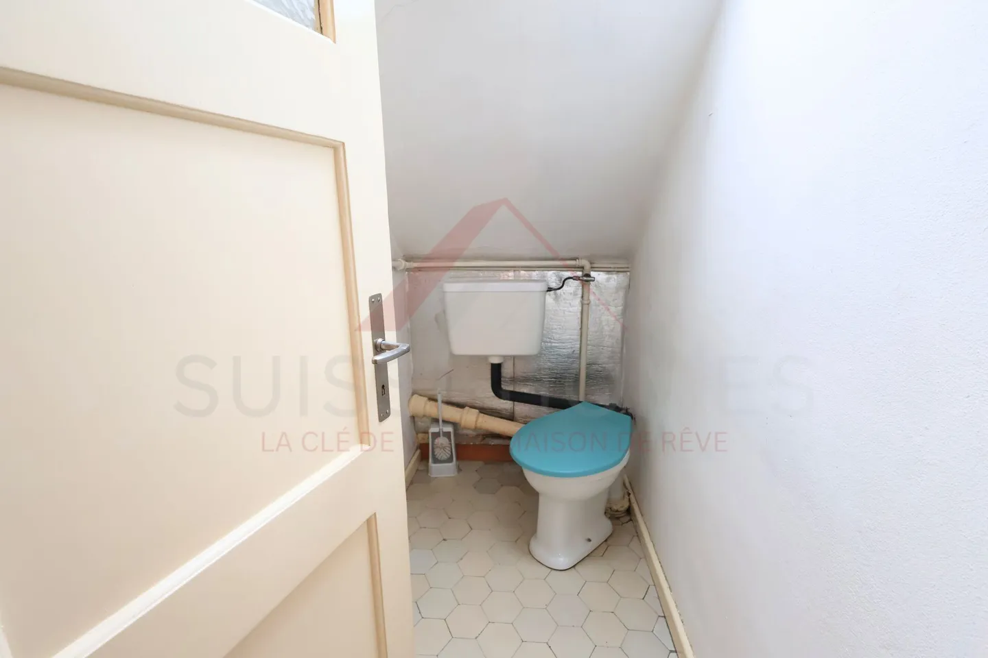 Real estate project to seize in Delémont - building of 3 apartments on a large plot, to renovate or transform - Photo 24 of 27