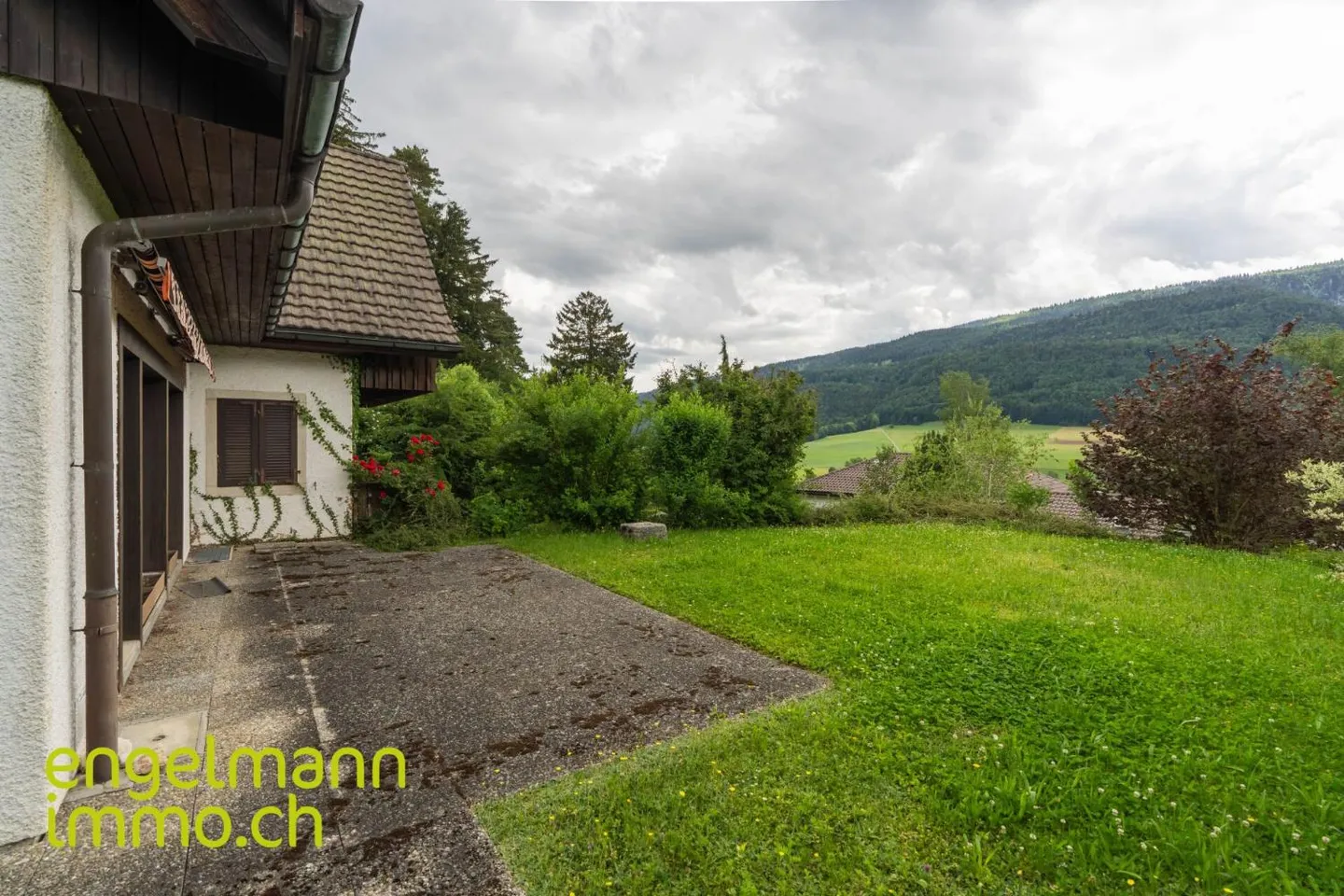 Charming Family Home in Villeret - Photo 5 of 11