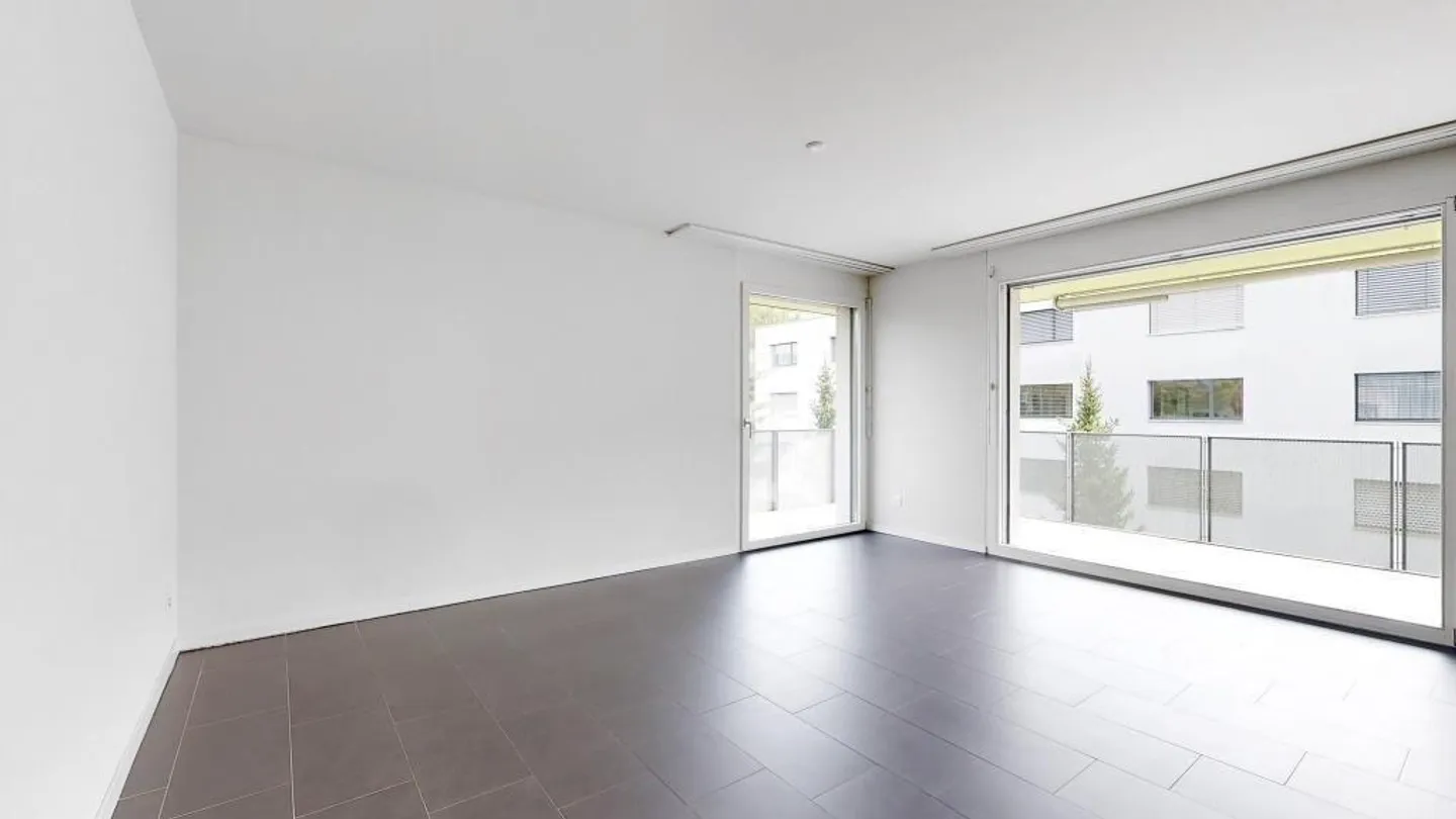 Appartement spacieux avec grand balcon ! - Photo 3 sur 9