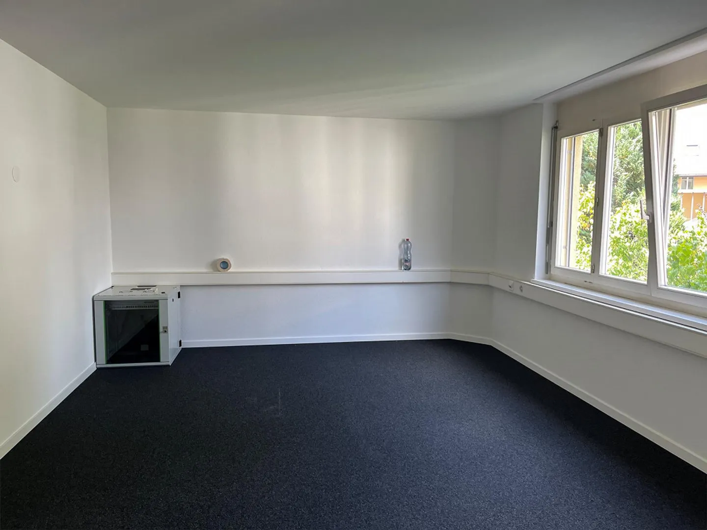 Spacious office space in the center - Photo 4 of 7