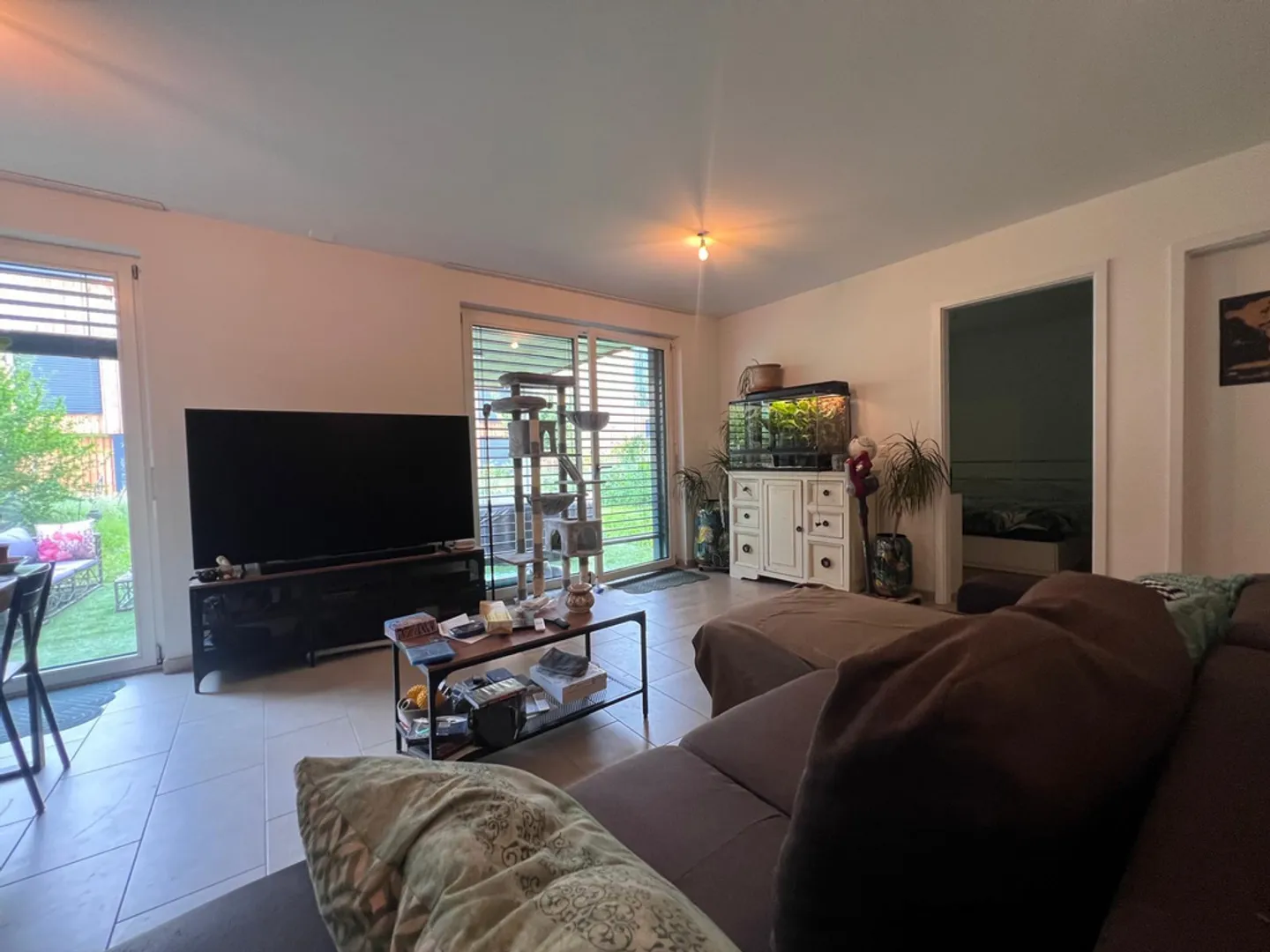 Bel Appartement avec Terrasse - Photo 3 sur 9