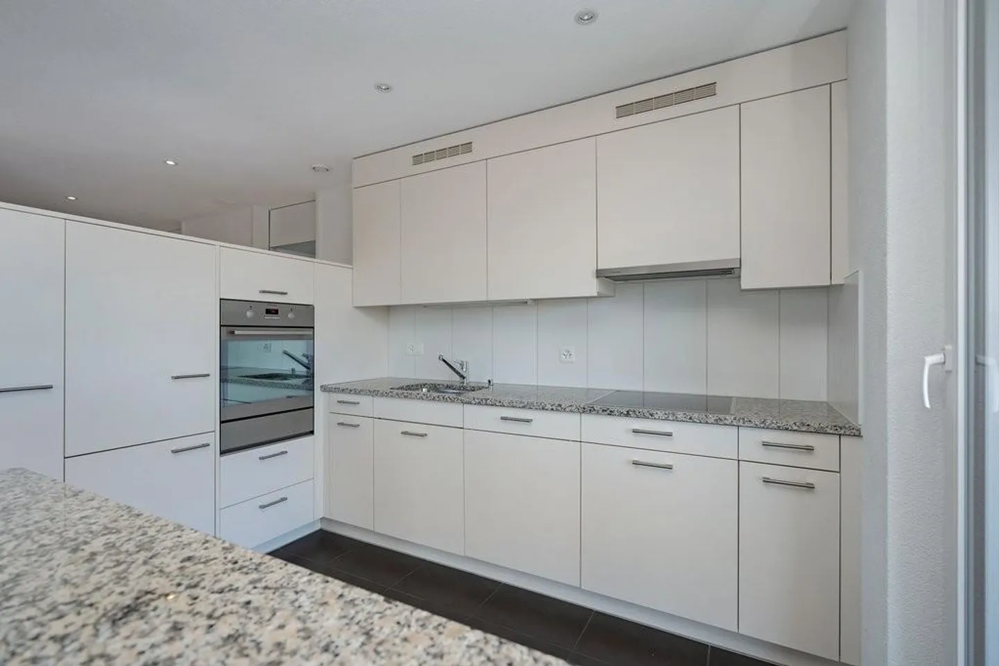 Appartamento da sogno con terrazza soleggiata nel verde - Foto 2 di 10