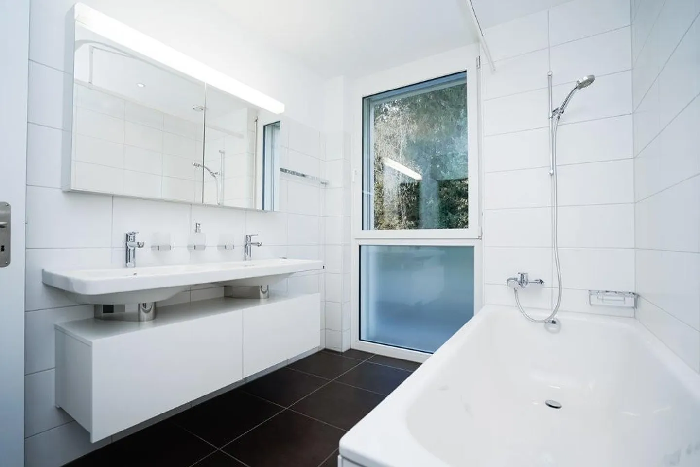 Appartamento da sogno con terrazza soleggiata nel verde - Foto 3 di 10