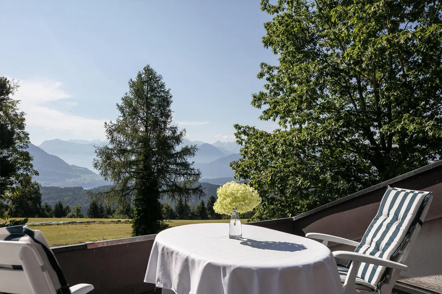 Oase im Grünen mit Panoramasicht - Foto 9 von 12