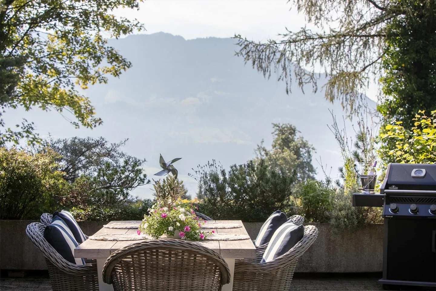 Oase im Grünen mit Panoramasicht - Foto 11 von 12