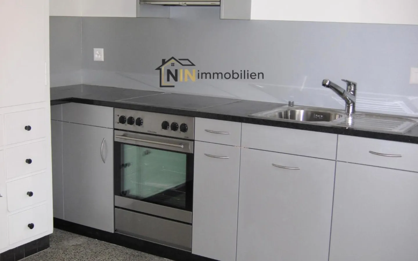 Appartamento d'epoca ben curato e tranquillo con molto fascino! - Foto 5 di 6