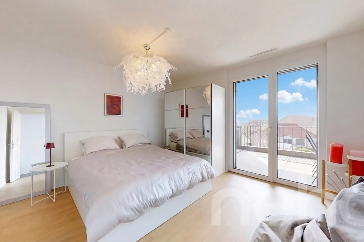 Contemporary Apartment with Balcony - Photo 9 of 12