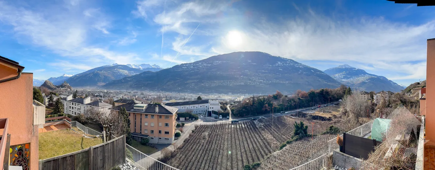Sion, quartiere di Gravelone, bella casa contigua - Foto 3 di 13