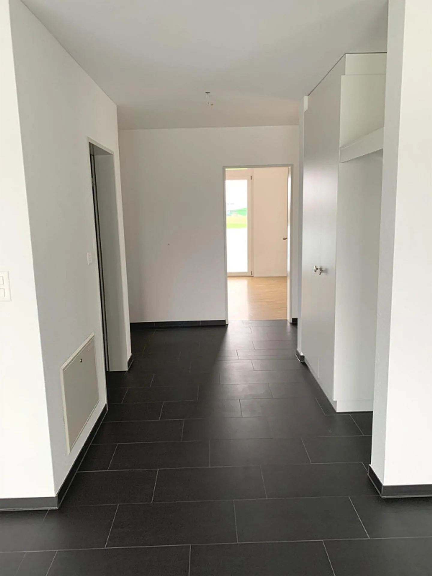 Ampio appartamento di 5,5 stanze con grande balcone - Foto 6 di 10