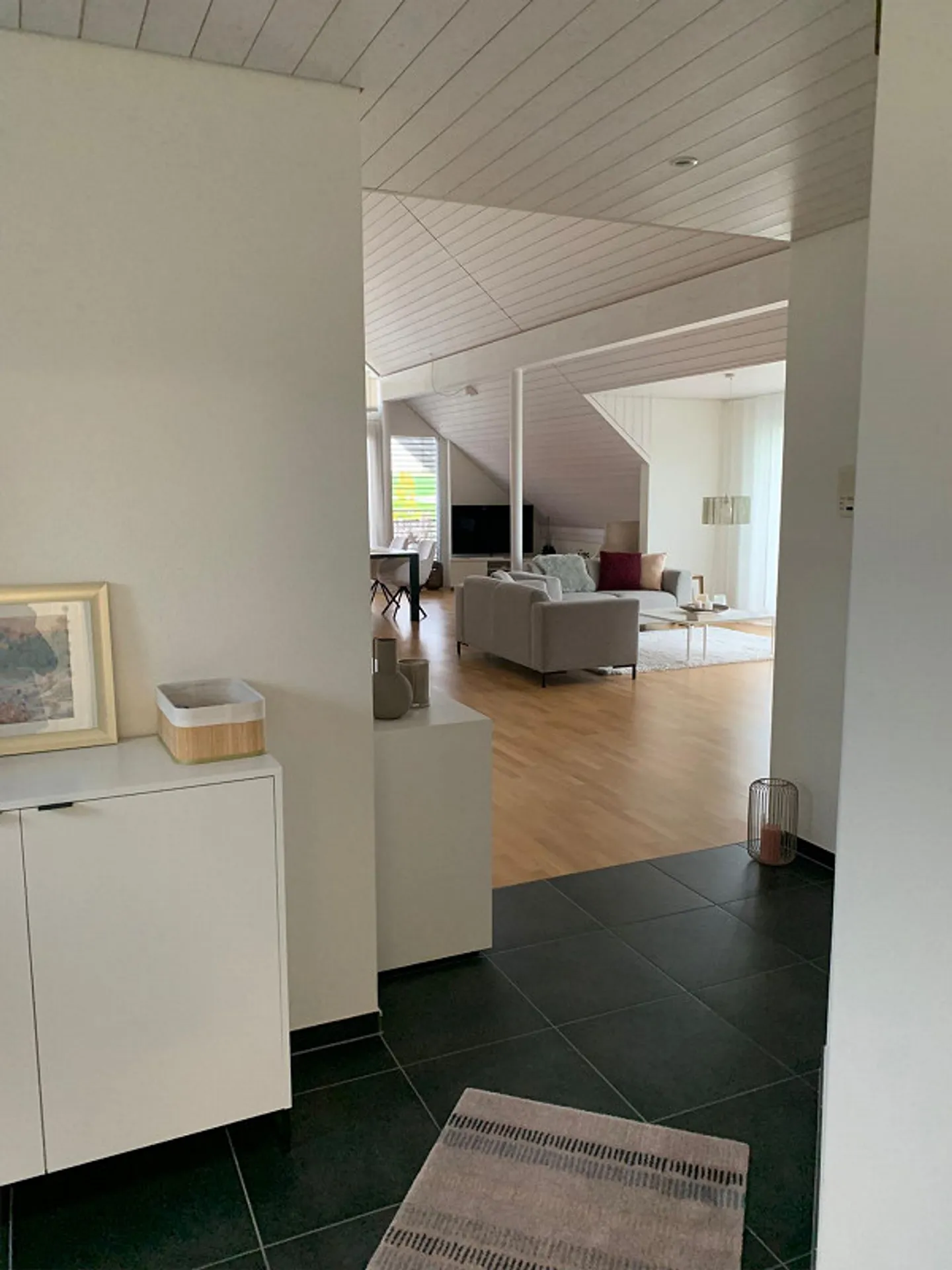 Appartamento spazioso in uno sviluppo adatto ai bambini - Foto 1 di 11