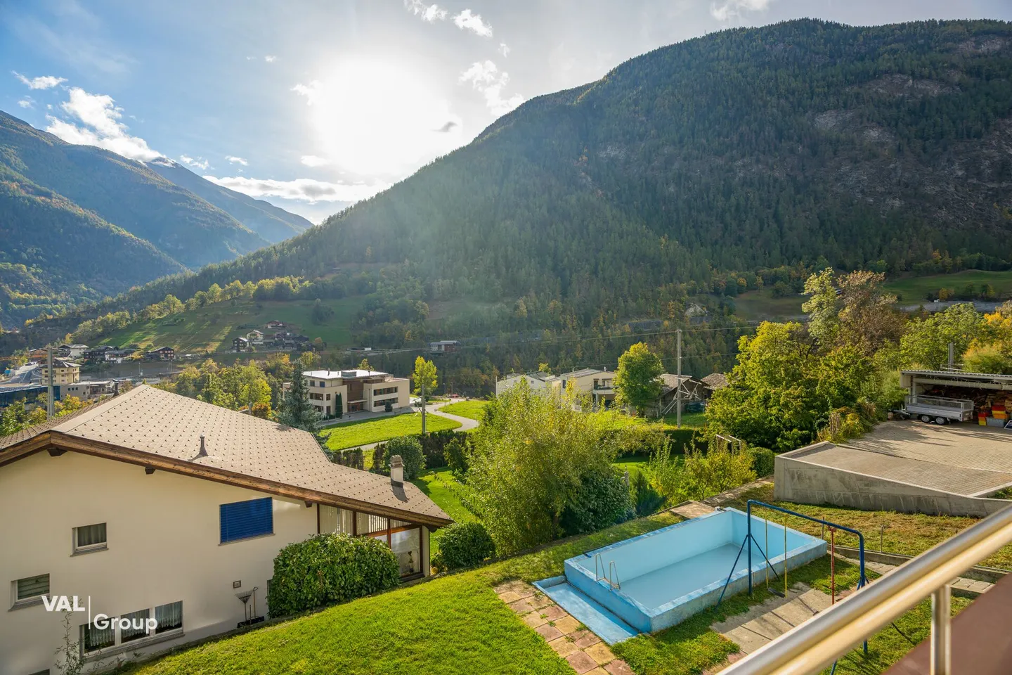 Freshly renovated 5.5-room apartment with balcony and mountain view in Stalden - Photo 14 of 15