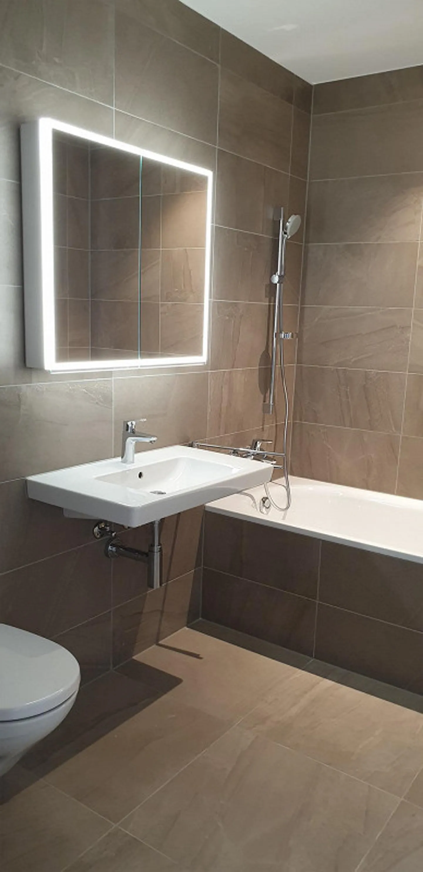 Appartement moderne dans un emplacement idéal - Photo 7 sur 8