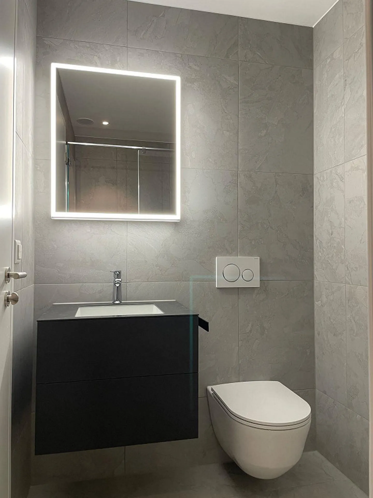 Vie exclusive au Three Point - Appartement de 4,5 pièces avec finitions de niveau condominium - Photo 8 sur 11