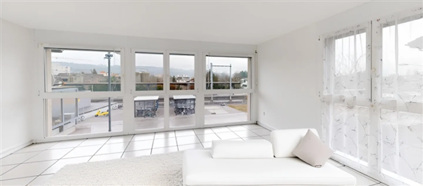 Casa moderna con charme, comfort e posizione centrale a Brügg - Foto 5 di 16