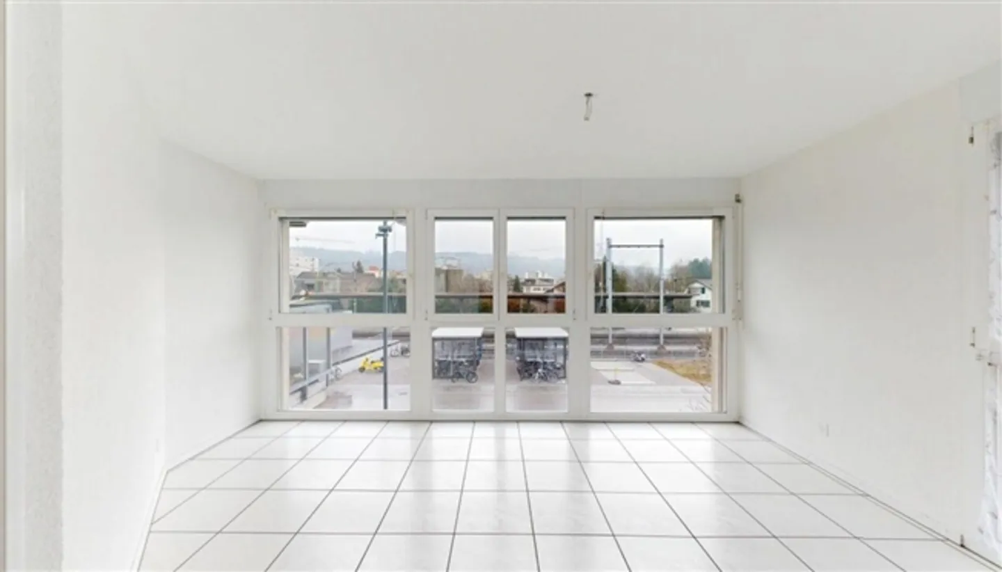 Casa moderna con charme, comfort e posizione centrale a Brügg - Foto 6 di 16