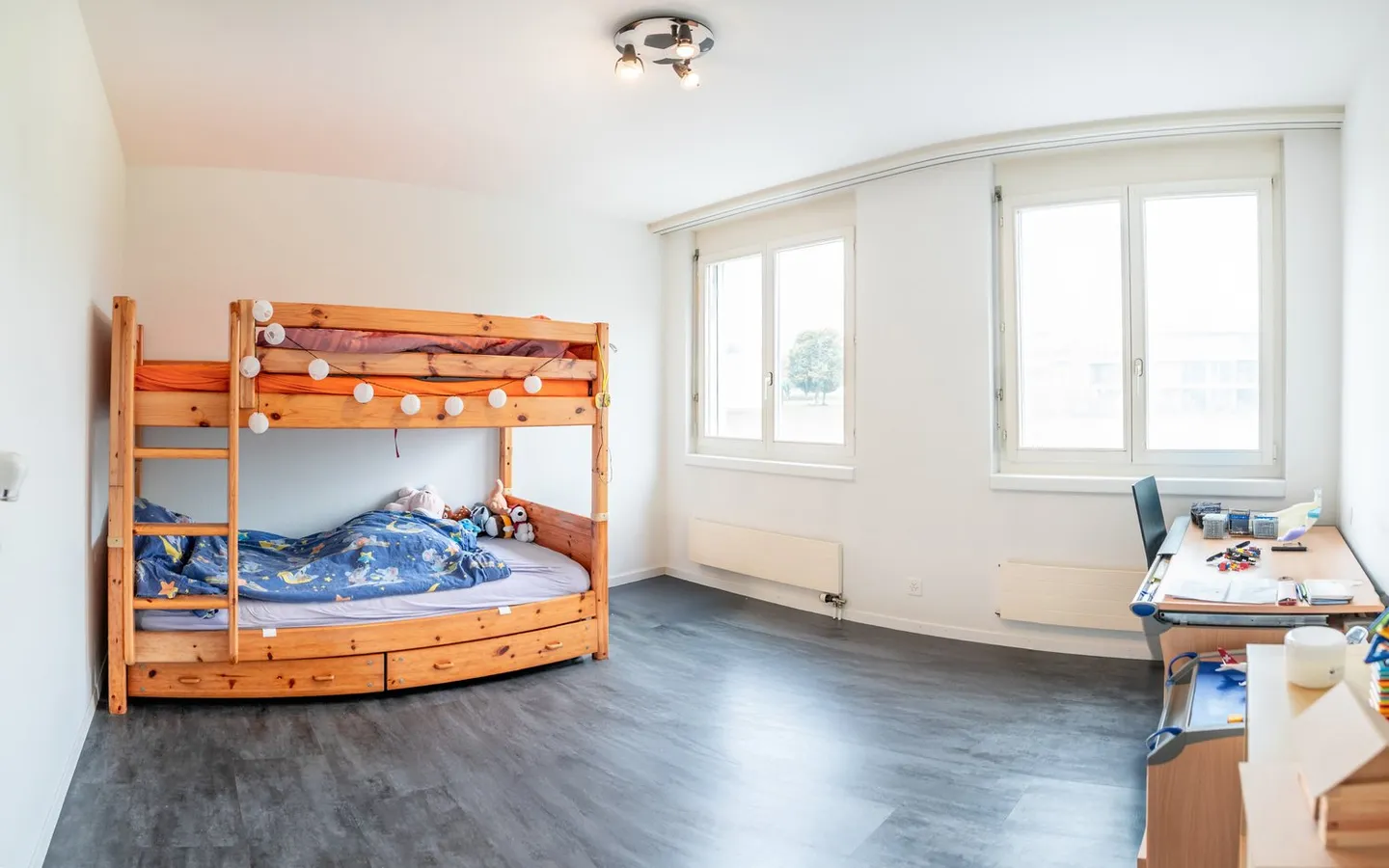 Ampio appartamento di 4,5 stanze con vista a Kirchlindach - Foto 9 di 23