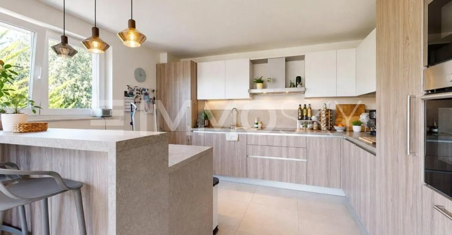 Appartement moderne avec vue sur la forêt - Photo 4 sur 5