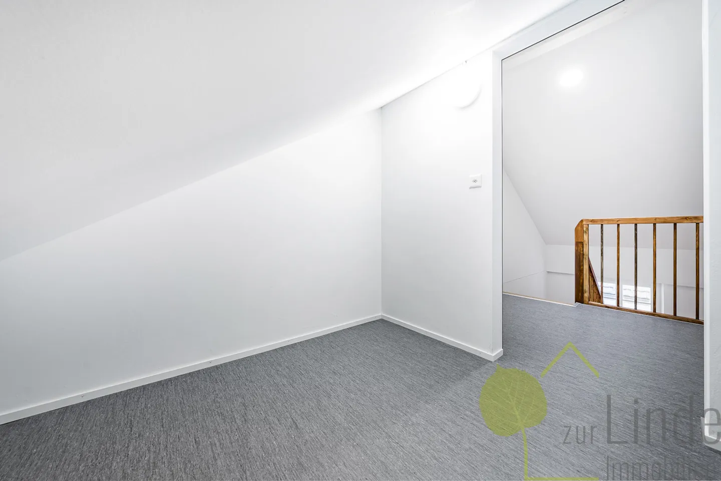 Charmante Dachwohnung in Turgi - Foto 8 von 9