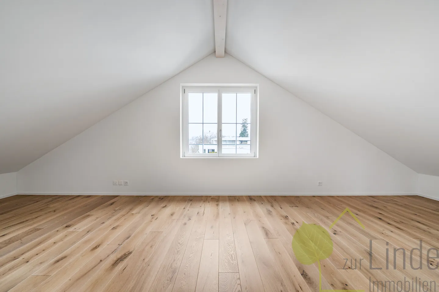 Charmante Dachwohnung in Turgi - Foto 4 von 9