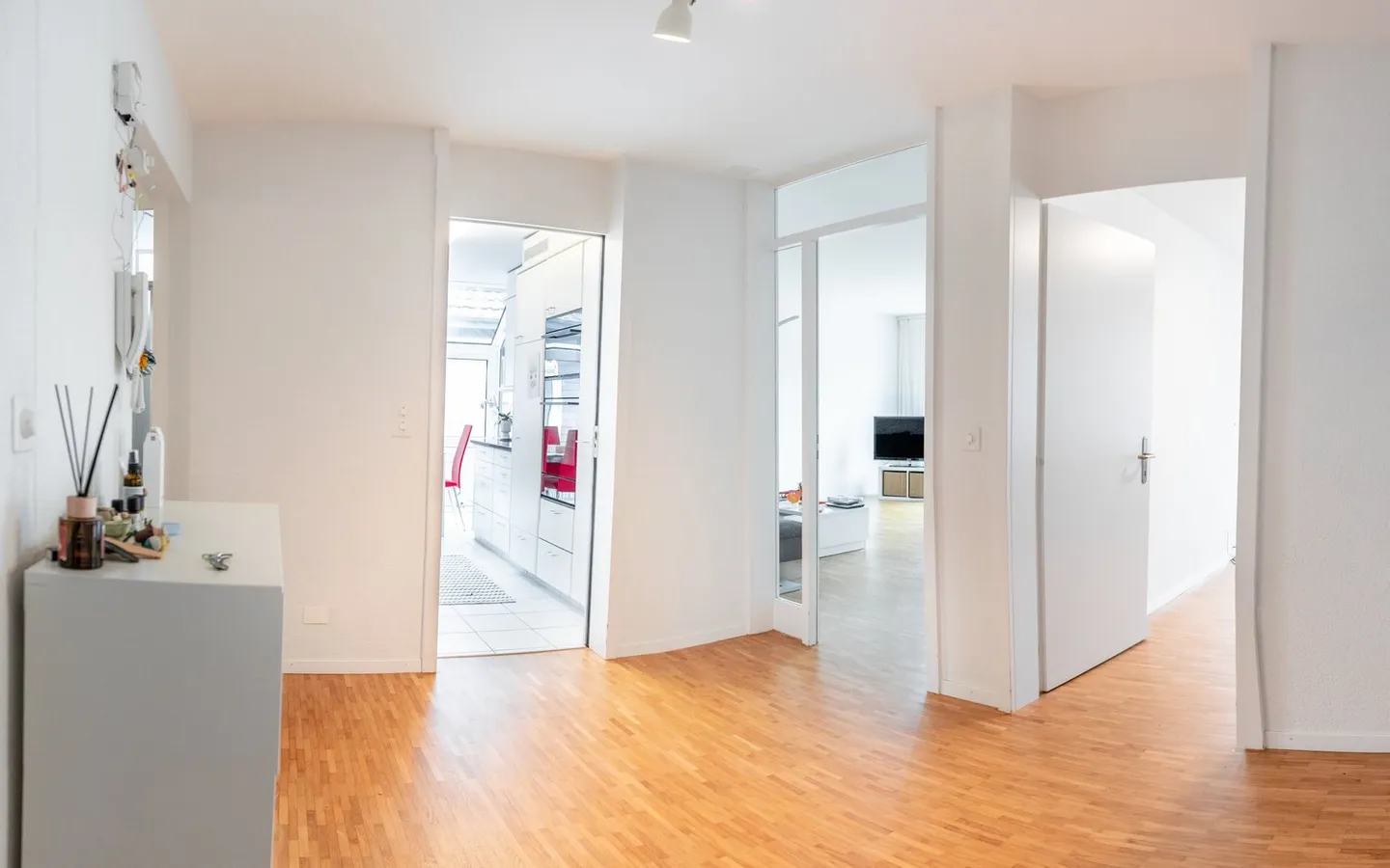 Ampio appartamento di 4,5 stanze con vista a Kirchlindach - Foto 15 di 23