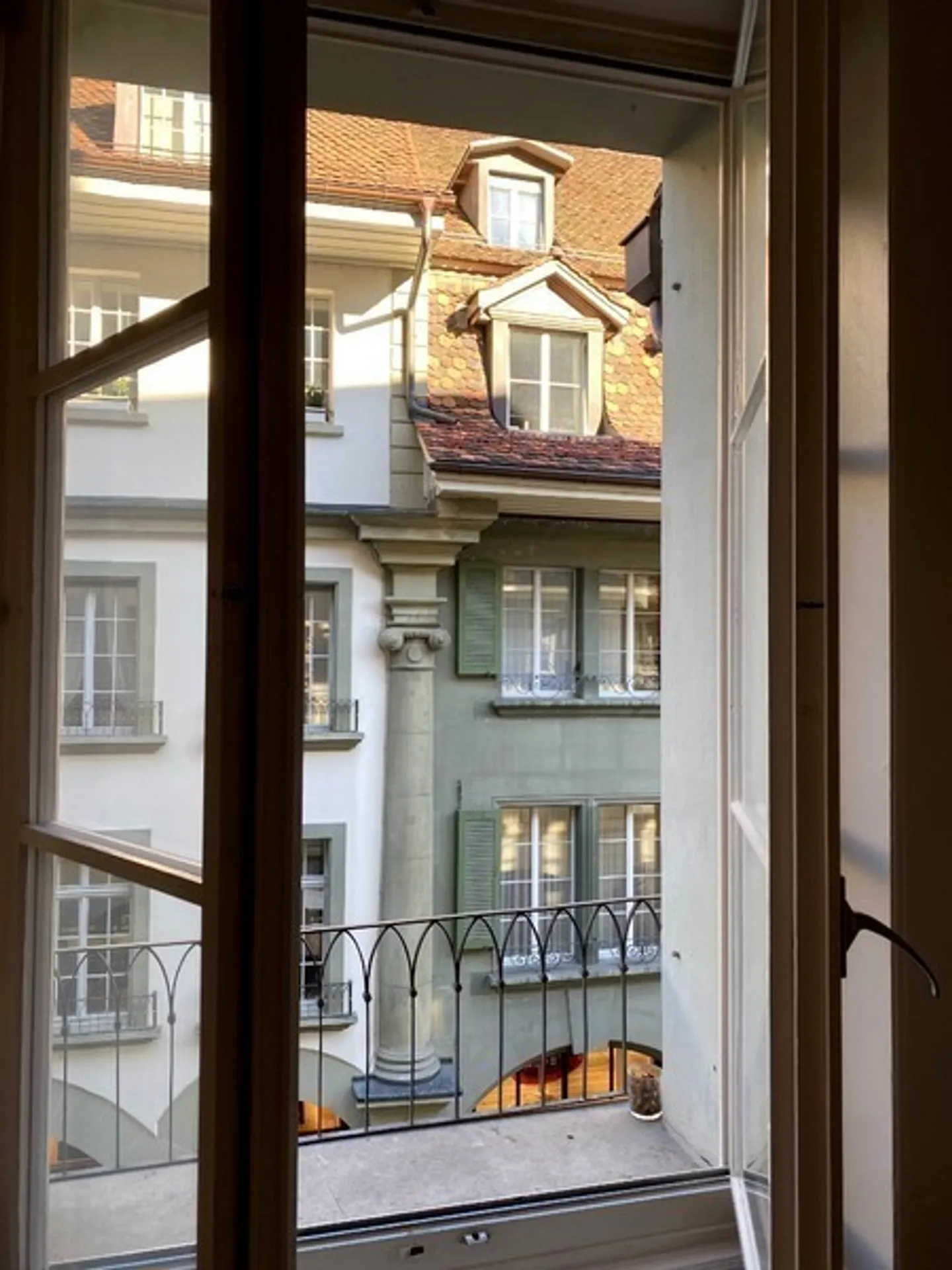 APPARTAMENTO 3 LOCALI A BERN - CITTÀ VECCHIA, ARREDATO, TEMPORANEO - Foto 10 di 10