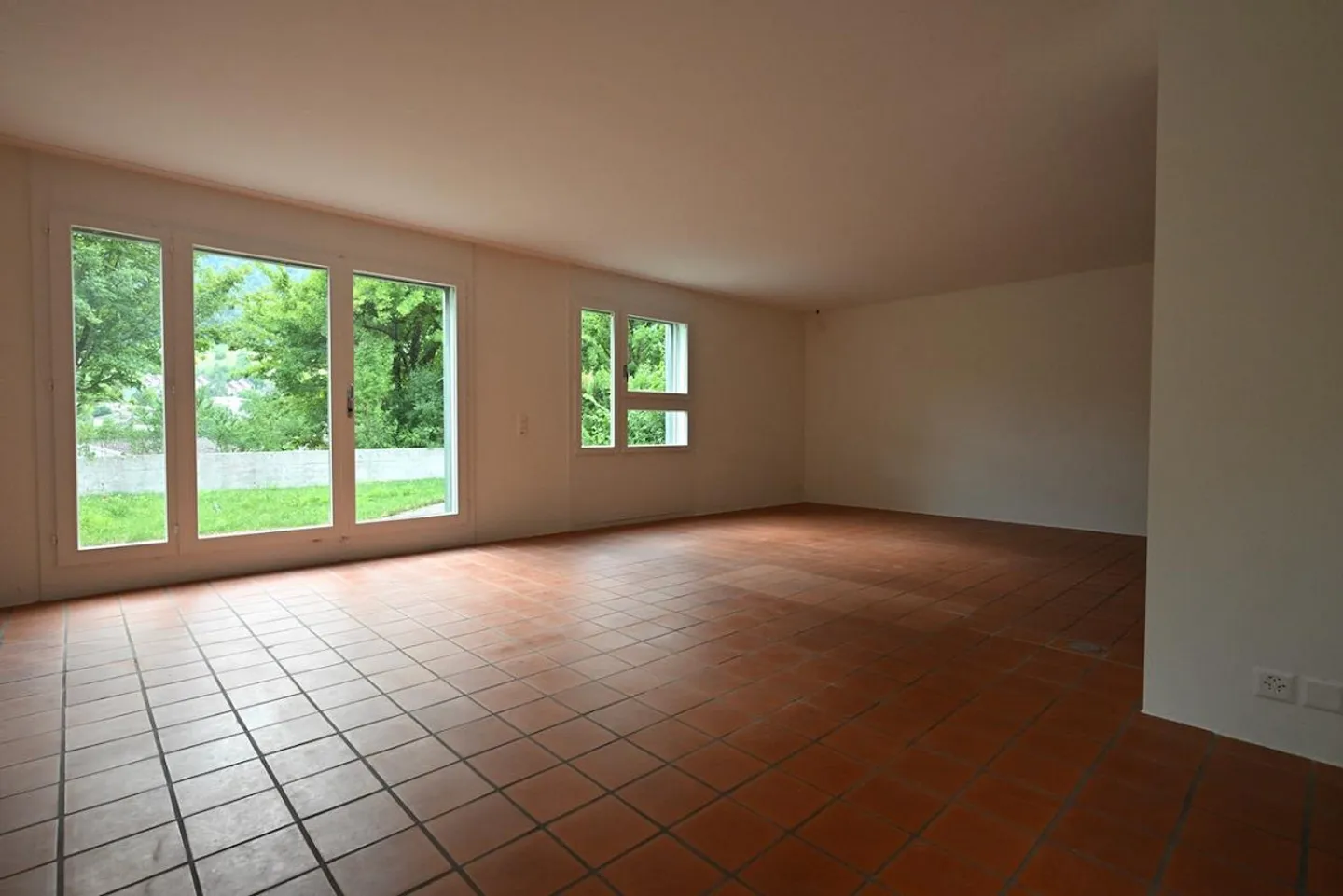 Exclusive 85 m² Garden Dream in Adliswil – Design Your New Home - Photo 5 of 14