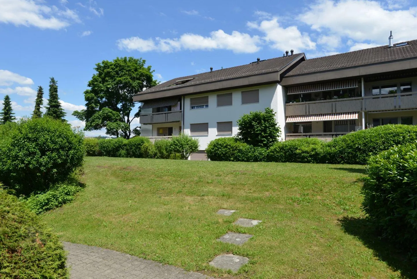 Louer sans dépôt - Première occupation après rénovation dans un emplacement calme - Photo 1 sur 6