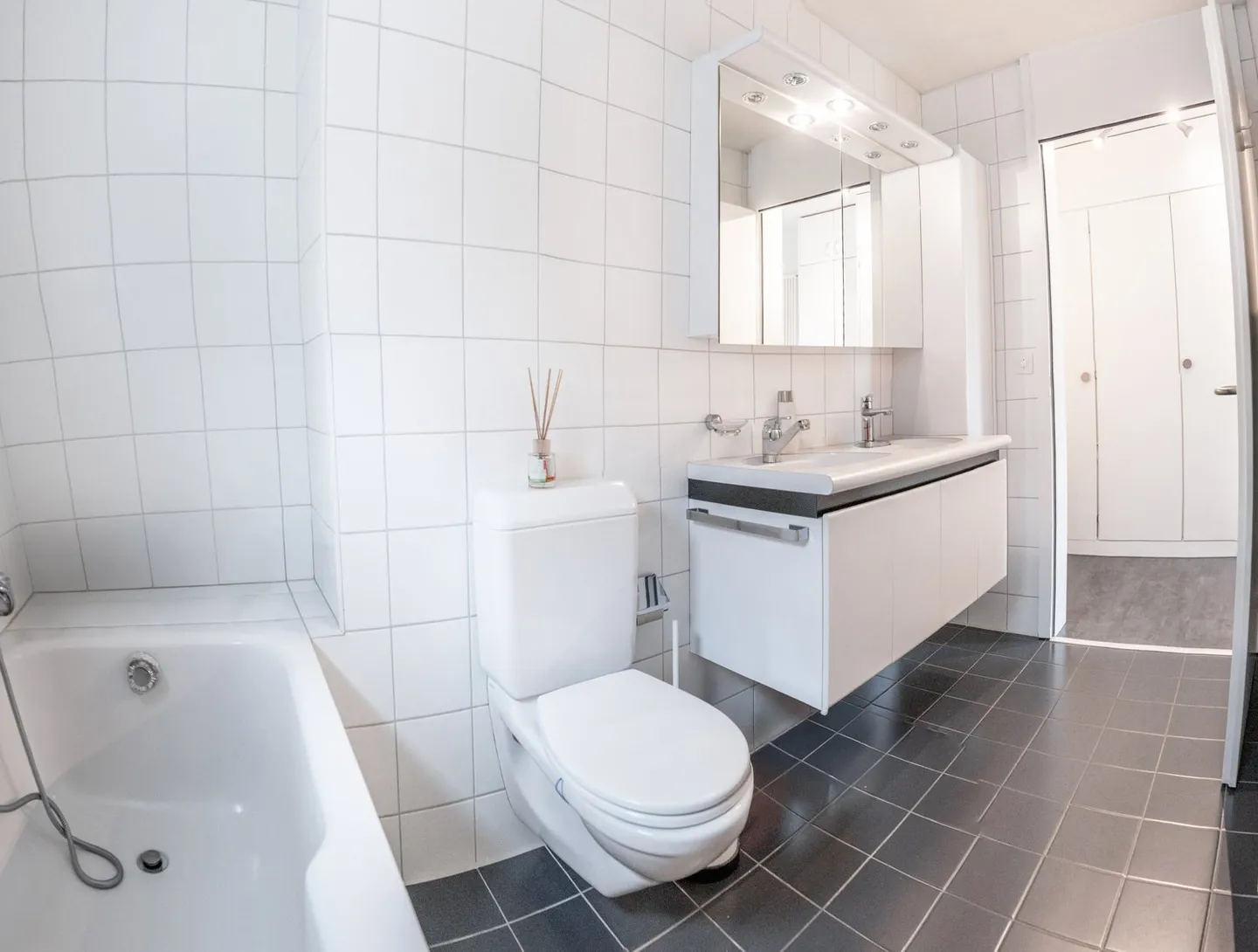 Ampio appartamento di 4,5 stanze con vista a Kirchlindach - Foto 20 di 23