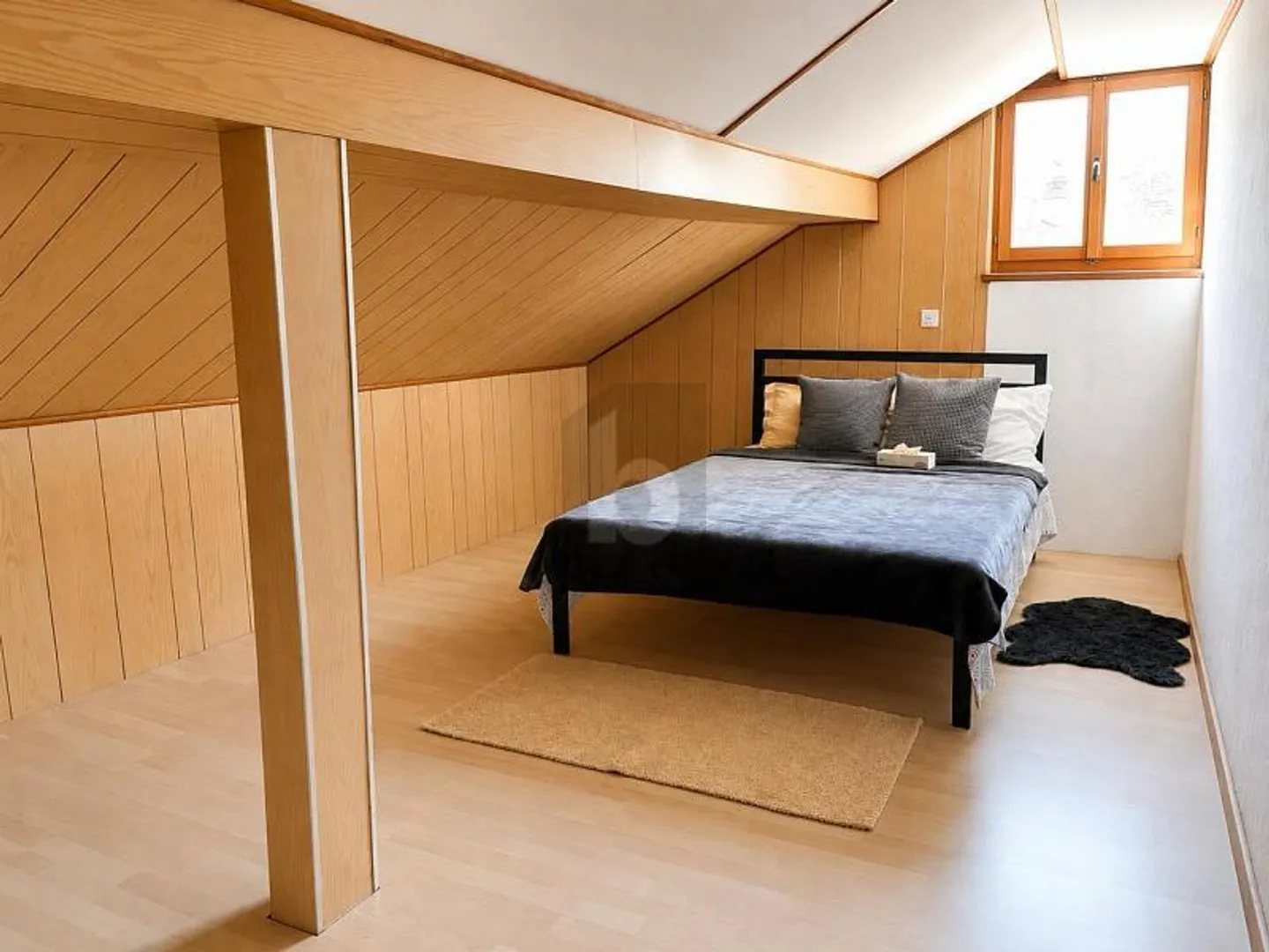 TYPICAL PROPERTY IN CENTRAL AND SUNNY LOCATION - Photo 4 of 6