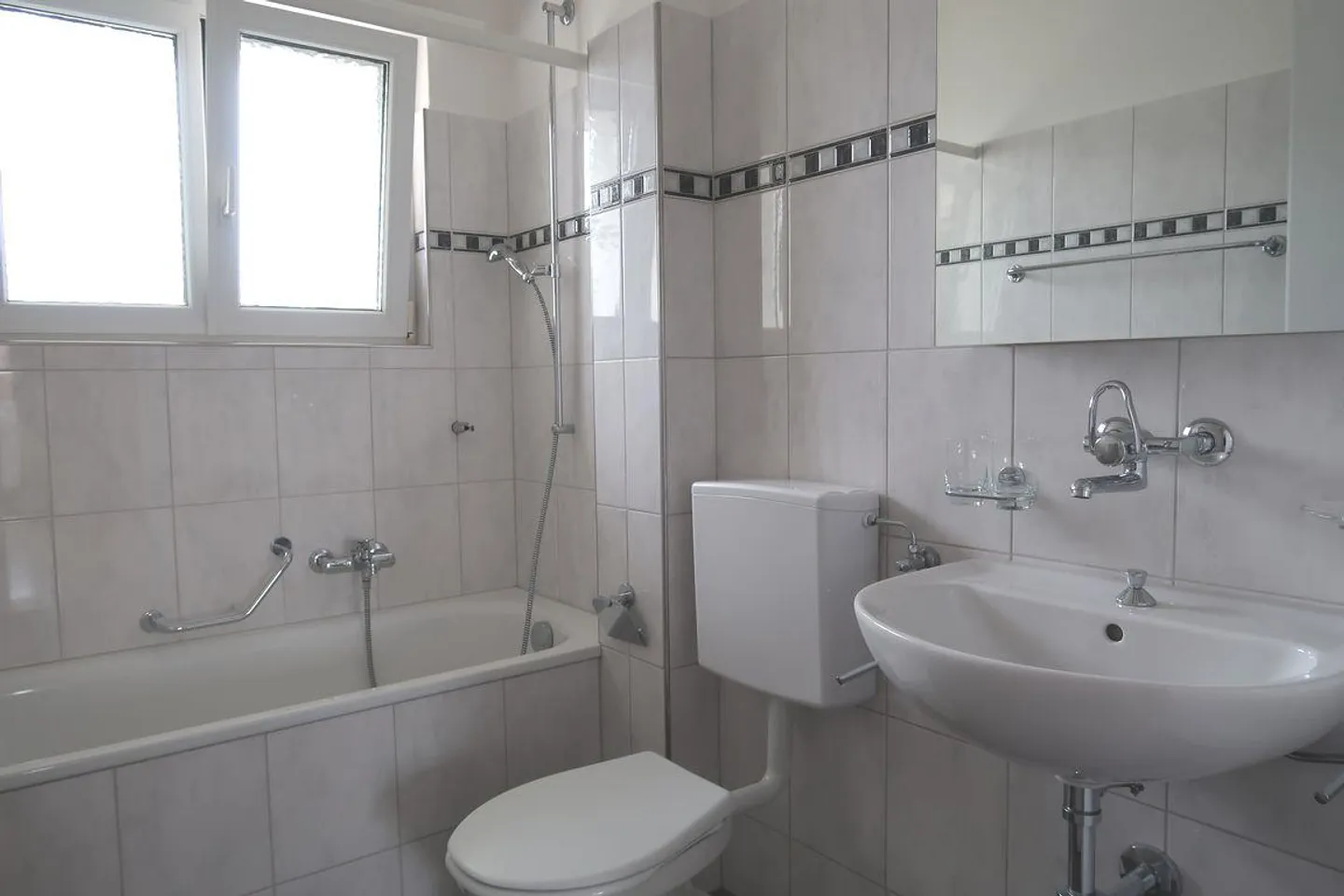 Appartamento in centro vicino alla stazione da affittare! - Foto 10 di 12