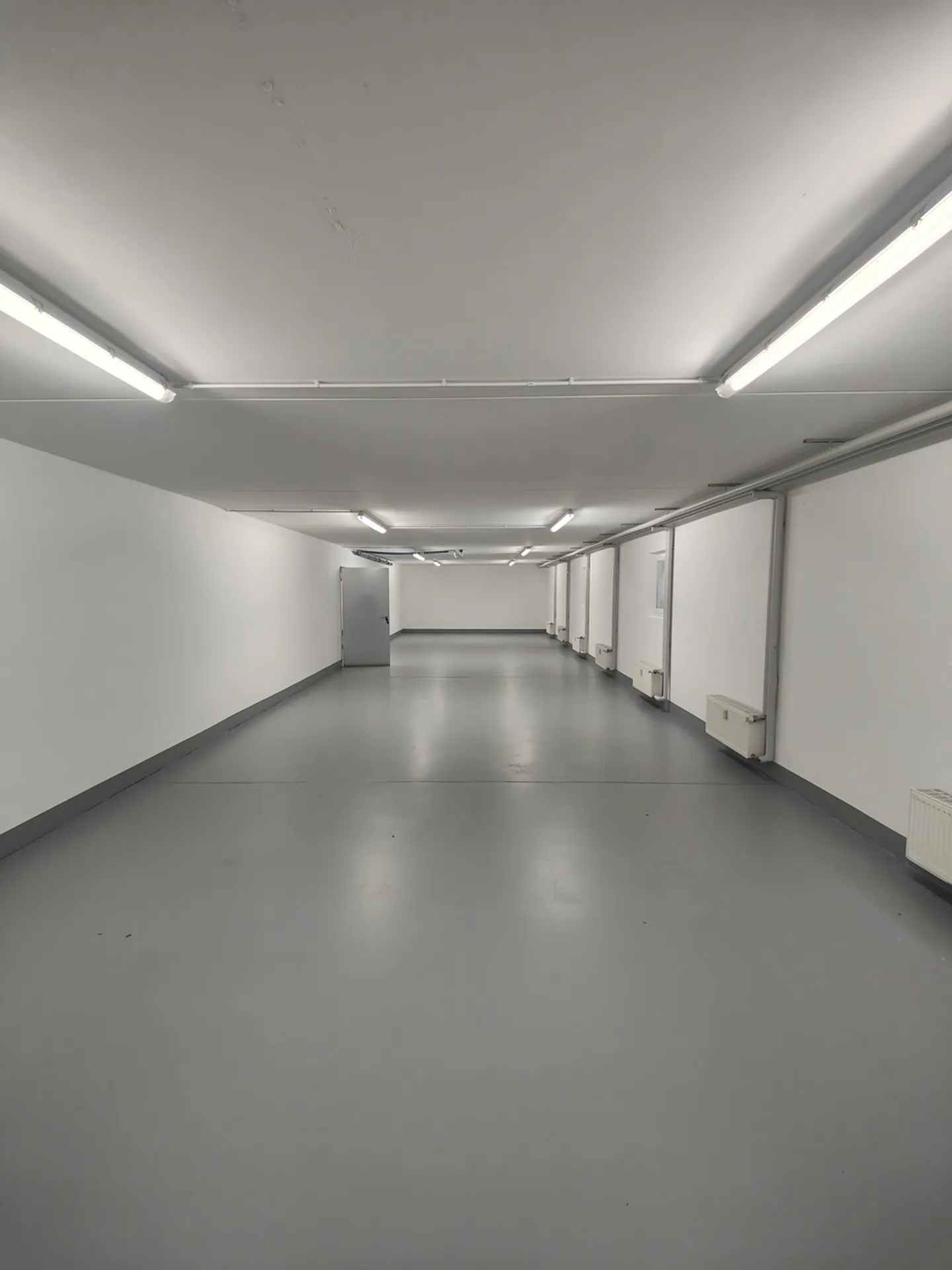 121m2 Salle de stockage Cologne - Colonia-Allee 13 - Photo 5 sur 13