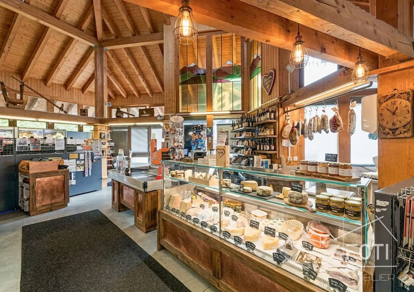 Charming Commercial Space in Torgon - Photo 1 of 8