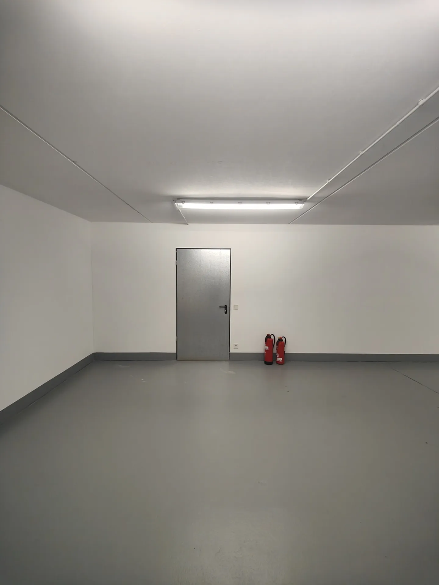 121m2 Salle de stockage Cologne - Colonia-Allee 13 - Photo 6 sur 13