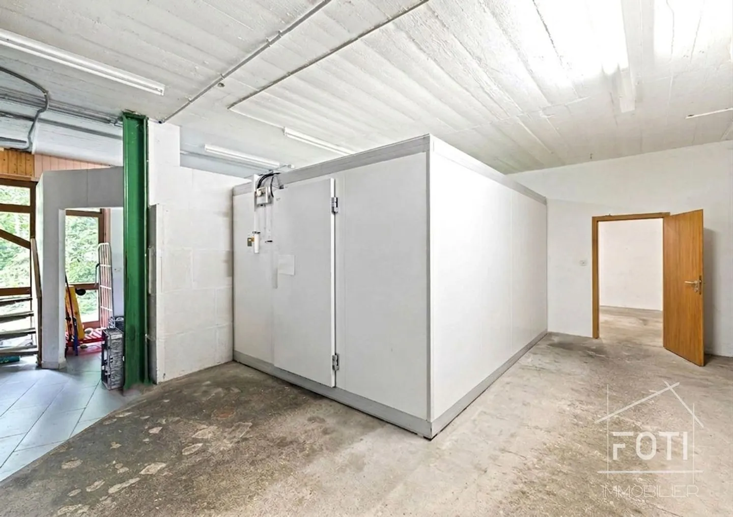 Charming Commercial Space in Torgon - Photo 5 of 8
