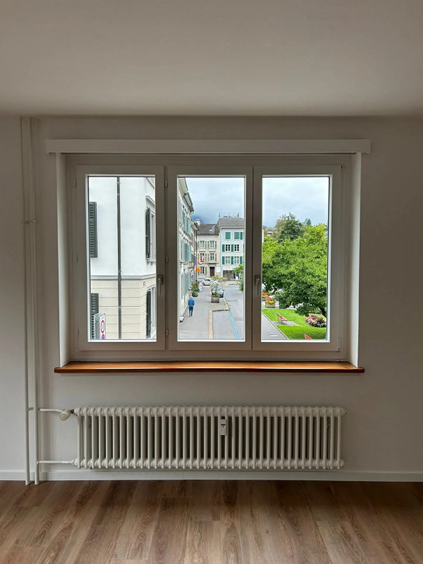 Appartement de ville 3.5 pièces au cœur de Glarus - fraîchement rénové - Photo 1 sur 6